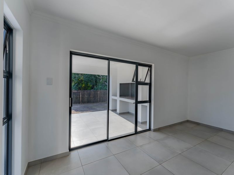 3 Bedroom, 2 Bathroom Family Home in a Quiet Area in Aston Bay, Jeffreys Bay - Photo 5