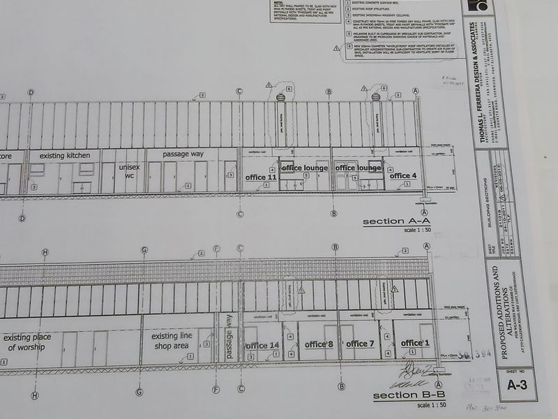 Calling all investors for this prime commercial property - Photo 7