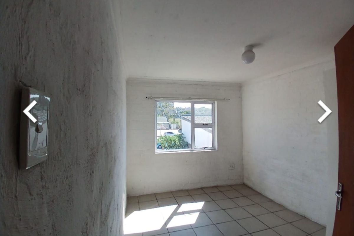 Calling all investors for this prime commercial property - Photo 5
