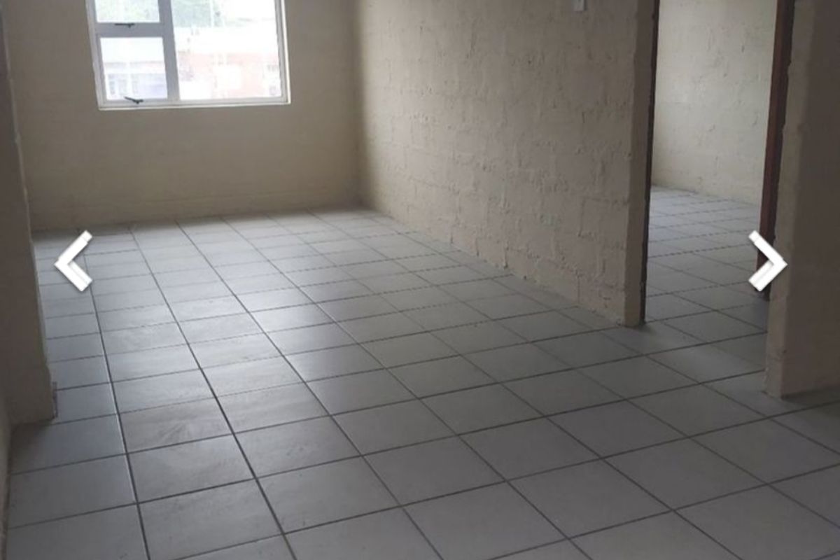 Calling all investors for this prime commercial property - Photo 2