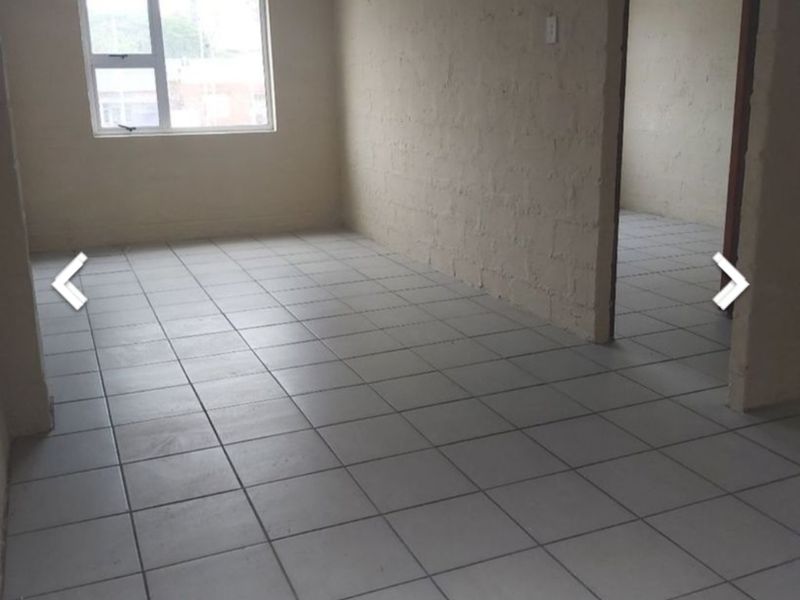 Calling all investors for this prime commercial property - Photo 2