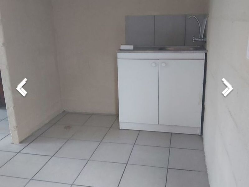Calling all investors for this prime commercial property - Photo 4