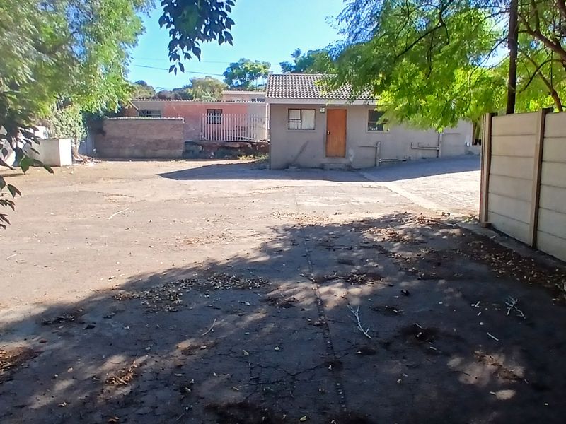 Calling all investors for this prime commercial property - Photo 5
