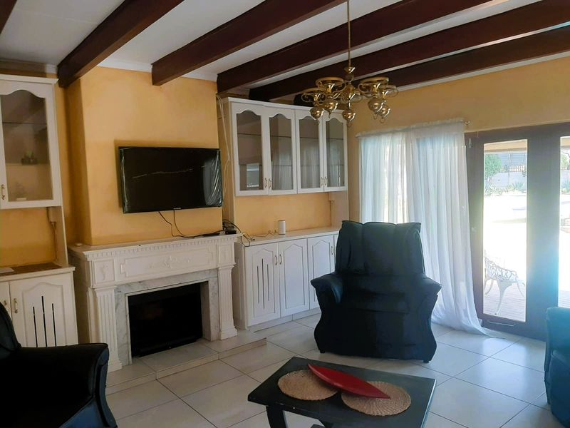 Charming 3-Bedroom Home with Guest House Potential in a Secure Estate - Photo 10