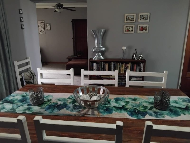 Charming 2-Bedroom Home with Entertainment Area, Splash Pool and JoJo Tank - Photo 6