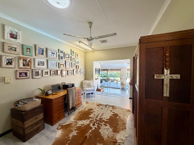 Modern Renovated Face-Brick Home with Flatlet for Sale in Veld en Vlei - Photo 9