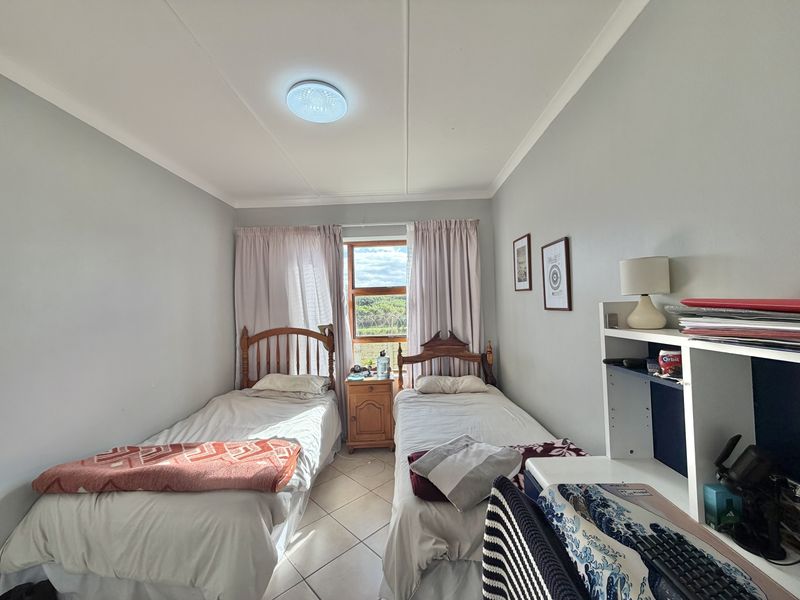 Townhouse o sale in Aston Bay - Photo 9