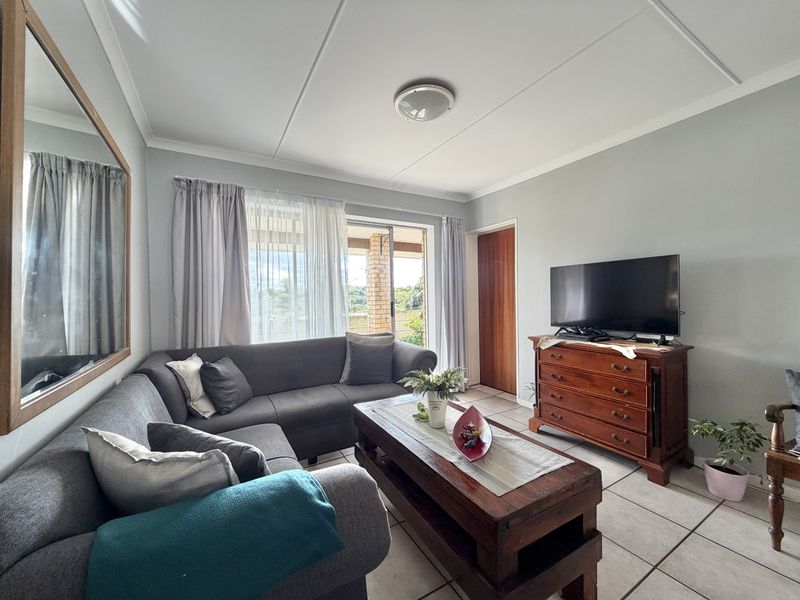 Townhouse o sale in Aston Bay - Photo 2