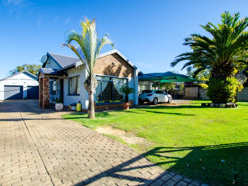 3 Bedroom To Rent In Impala Park - Photo 1