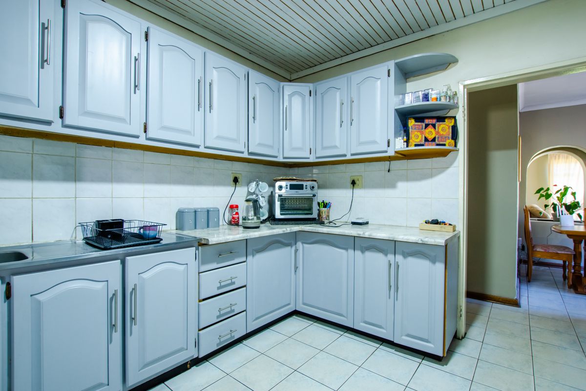 3 Bedroom To Rent In Impala Park - Photo 3
