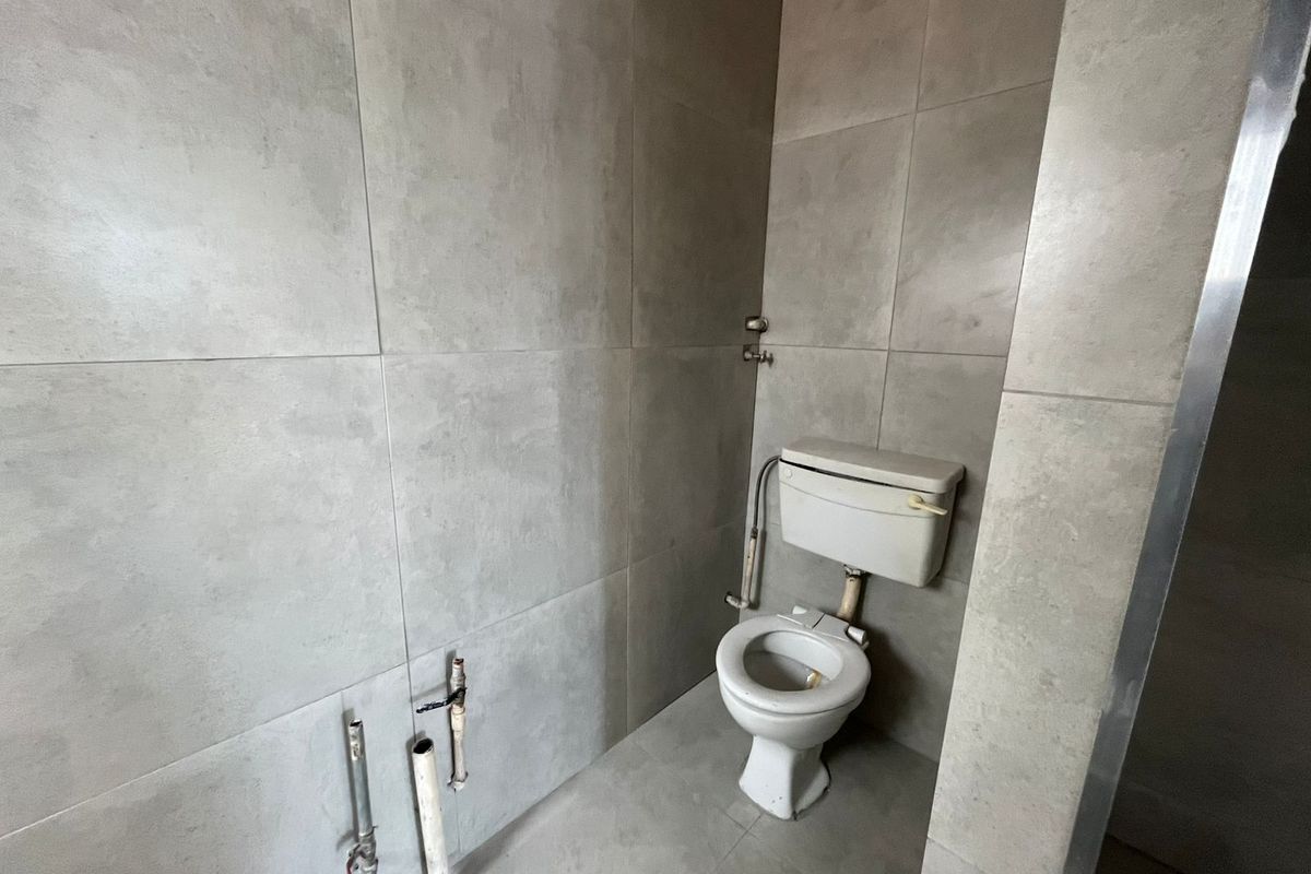 Bachelor Flat to Rent with Garage - Photo 5