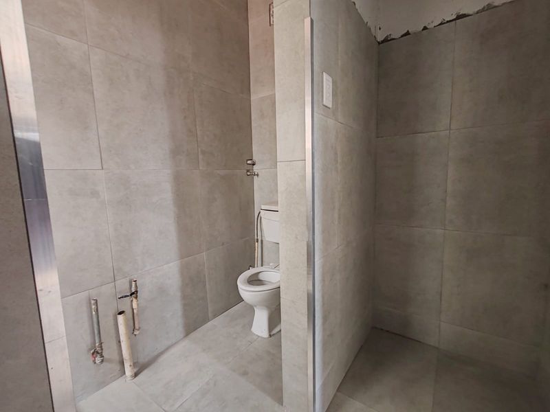 Bachelor Flat to Rent with Garage - Photo 9