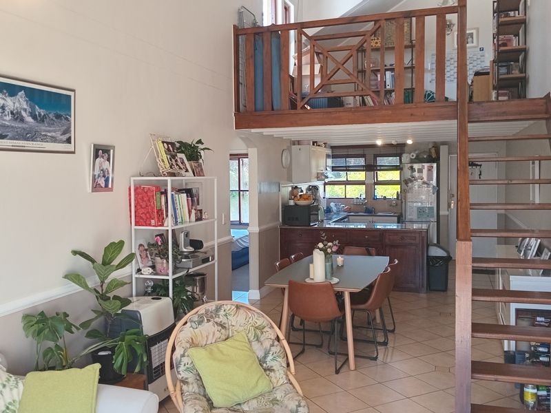 Charming Upstairs Unit with Loft and Stunning Views - Photo 7