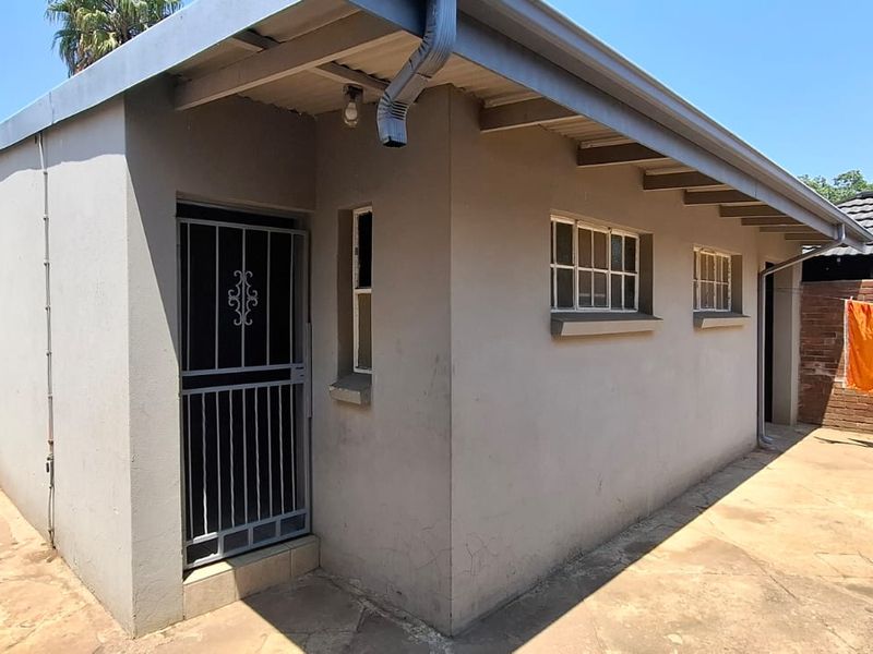 3 Bedroom Flatlet to Rent in Brenthurst - Photo 1