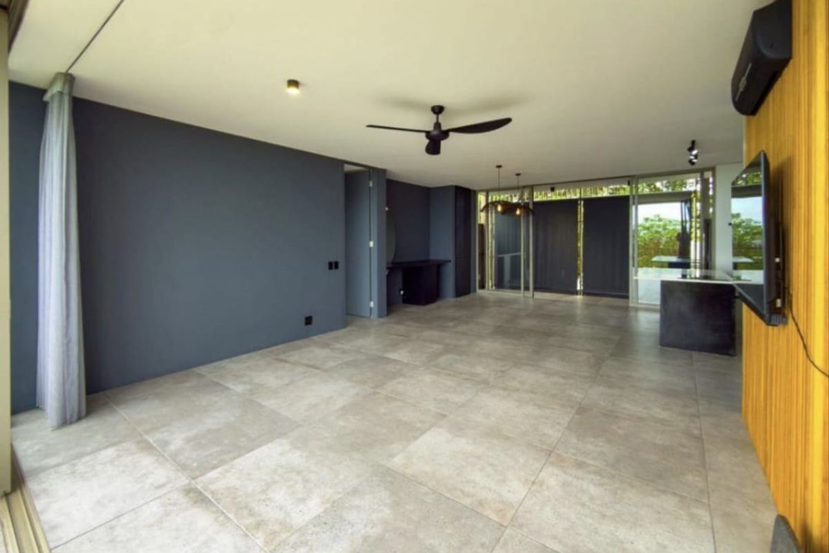 Lush Coastal Living in Elaleni – 2 Bedroom Apartment with Exclusive Beach Club Access - Photo 4