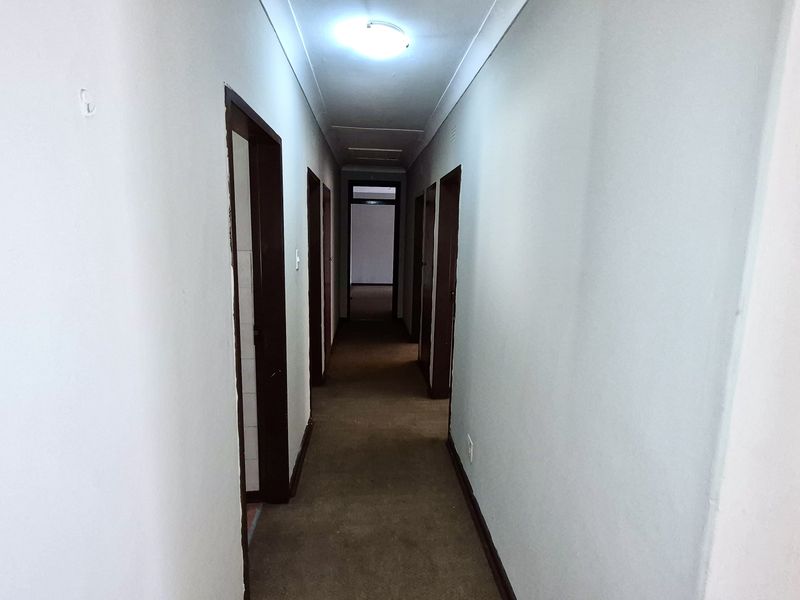 3 bedroom house with flat for sale in del Judor. - Photo 10