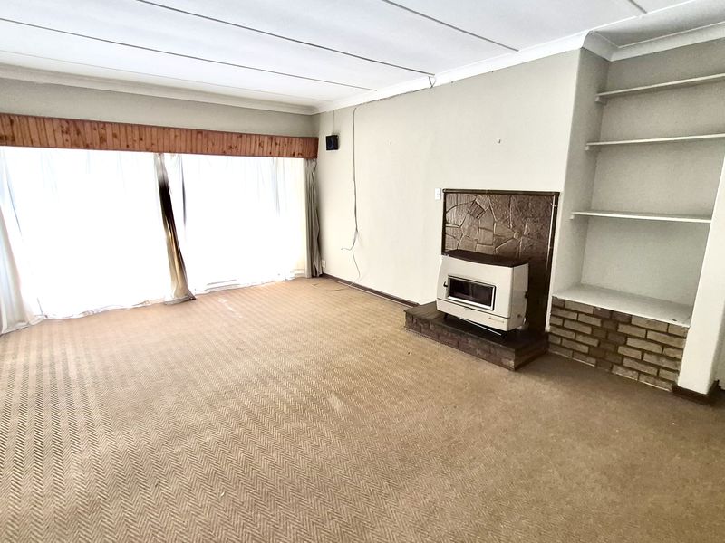 3 bedroom house with flat for sale in del Judor. - Photo 9
