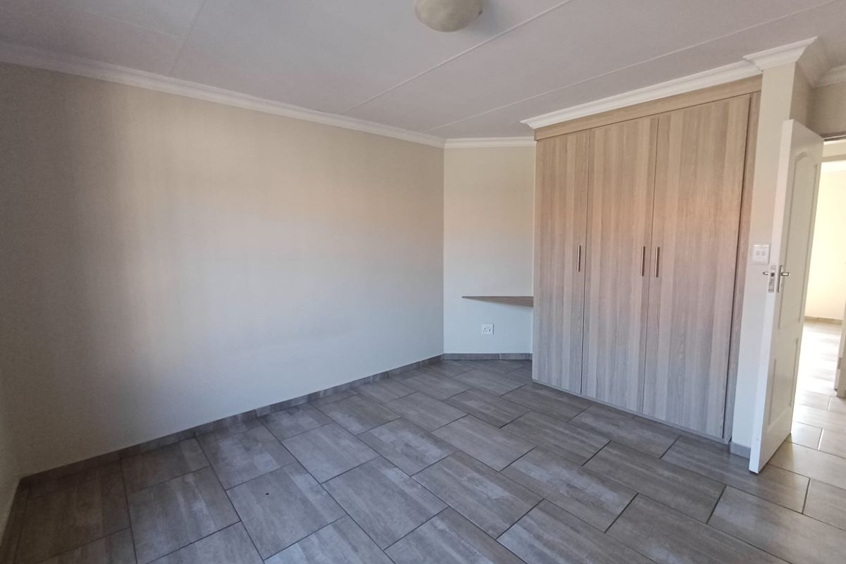 Perfect & Magnificent Buy In SW 2. - Photo 4