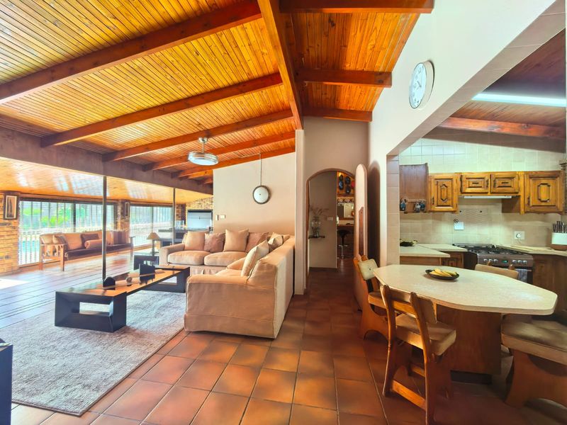 Prime Sasolburg Family Home with Flatlet - Photo 9