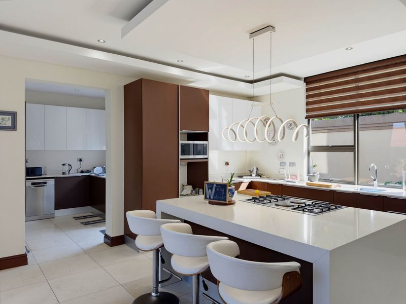 TIMELESS ELEGANCE WITH STUNNING COASTAL VIEWS IN BALLITO CENTRAL  LOCATION LOCATION LOCATION!!! - Photo 7
