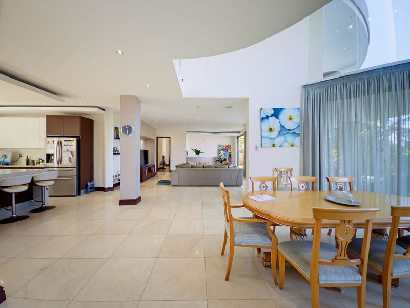 TIMELESS ELEGANCE WITH STUNNING COASTAL VIEWS IN BALLITO CENTRAL  LOCATION LOCATION LOCATION!!! - Photo 3