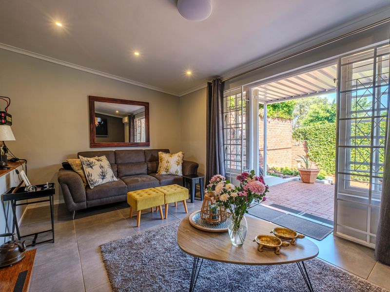Stepless 3‐Bedroom Home | Umhlanga Rocks Drive - Photo 9