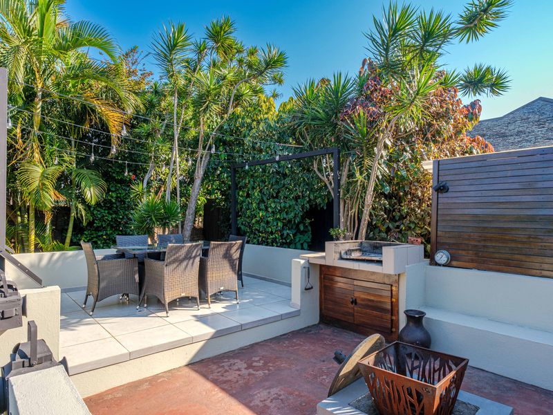 Stepless 3‐Bedroom Home | Umhlanga Rocks Drive - Photo 4