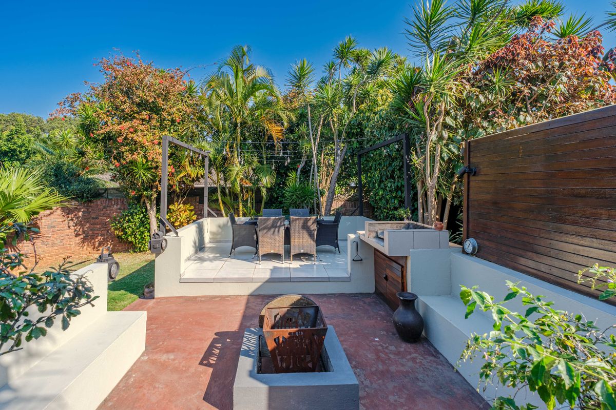 Stepless 3‐Bedroom Home | Umhlanga Rocks Drive - Photo 3