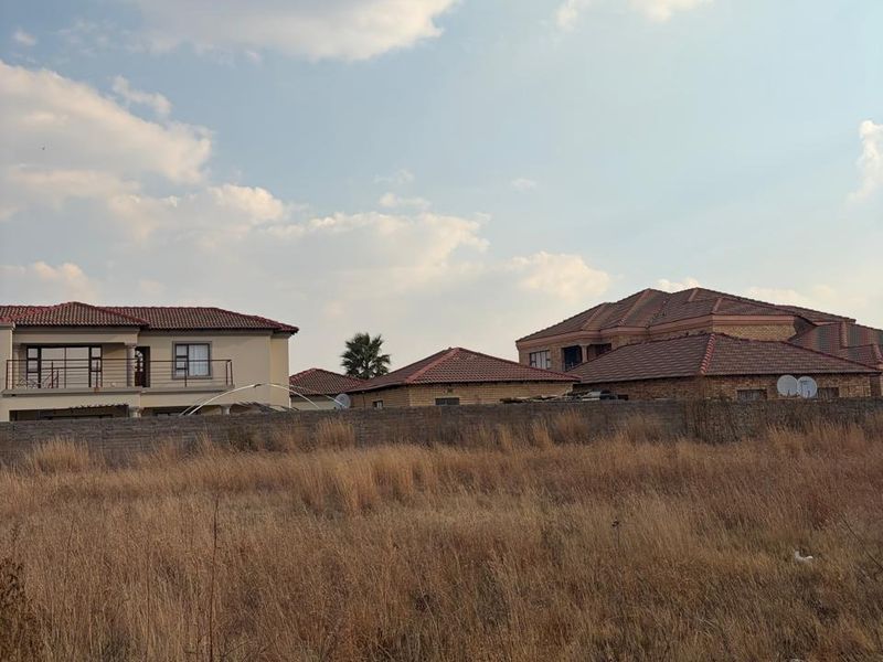 VACANT STAND FOR SALE -Build Your Dream Home from the Ground Up. - Photo 4