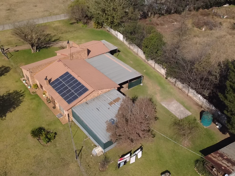 Beautiful Small holding with 3 dwellings - Photo 2