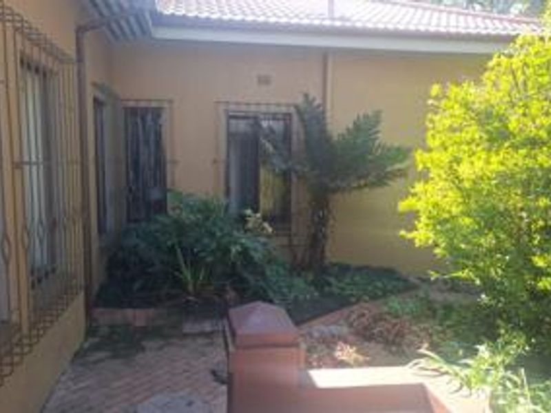 Bright 6 Bed Northmead , Pets Welcome - Photo 5