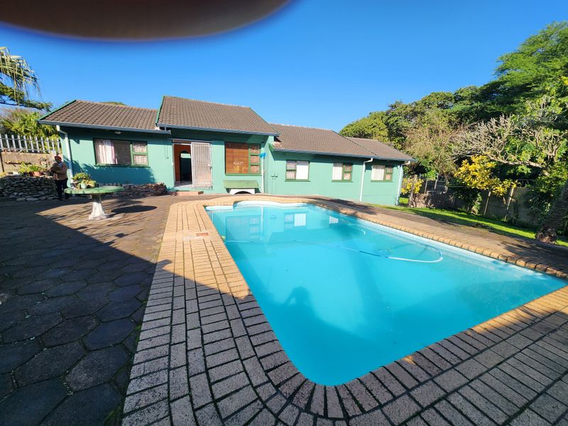 New on the market for sale!! - Photo 1