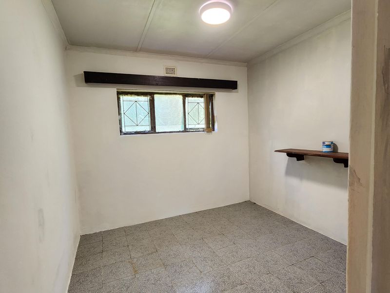 New on the market for sale!! - Photo 4