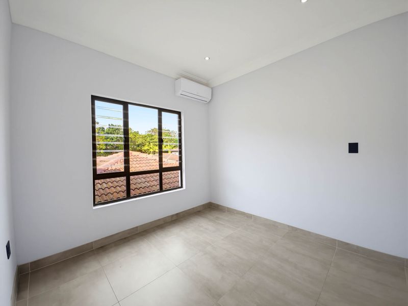 Fairway Living at Its Finest – Your Perfect Home Awaits! - Photo 6
