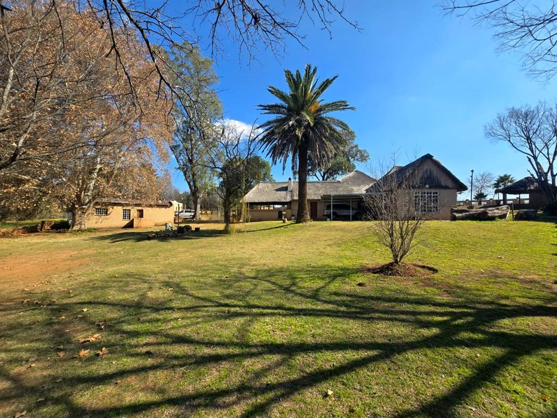 Riverfront Lifestyle Property with Incredible Potential in Kookrus, Meyerton. - Photo 2