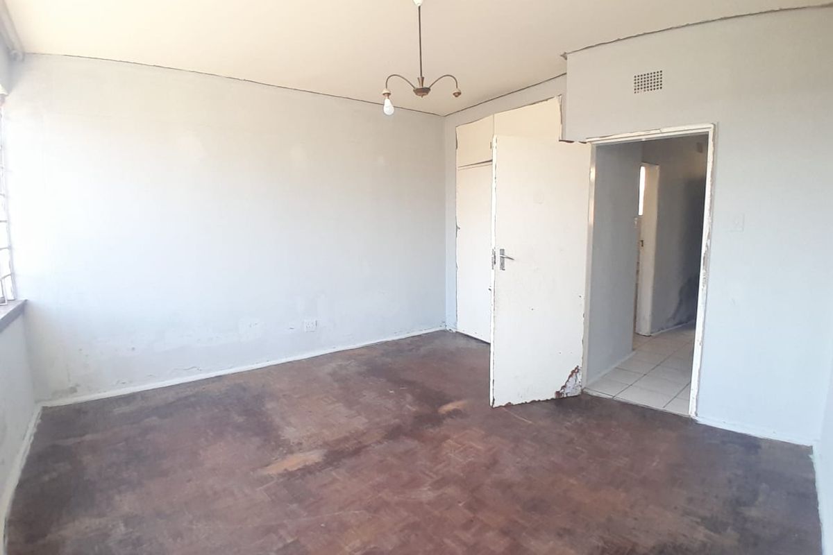 1 Bedroom Apartment in Vereeniging Central. - Photo 3