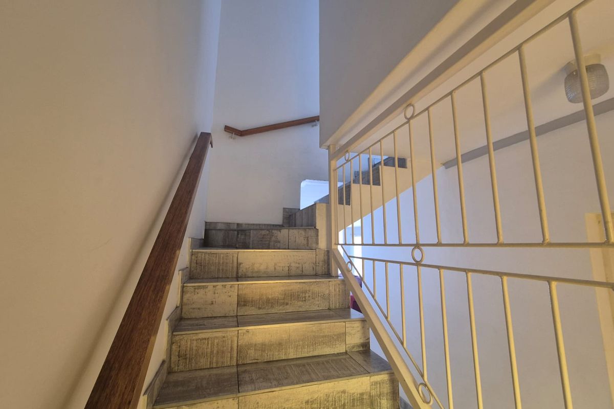 SPACIOUS 3 BEDROOM TOWNHOUSE TO RENT | THREE RIVERS PROPER - Photo 2