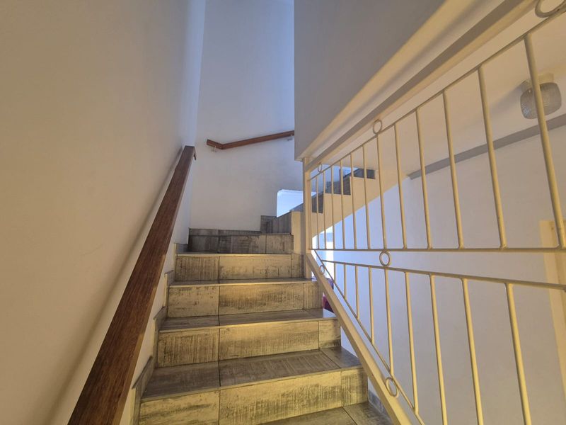 SPACIOUS 3 BEDROOM TOWNHOUSE TO RENT | THREE RIVERS PROPER - Photo 2