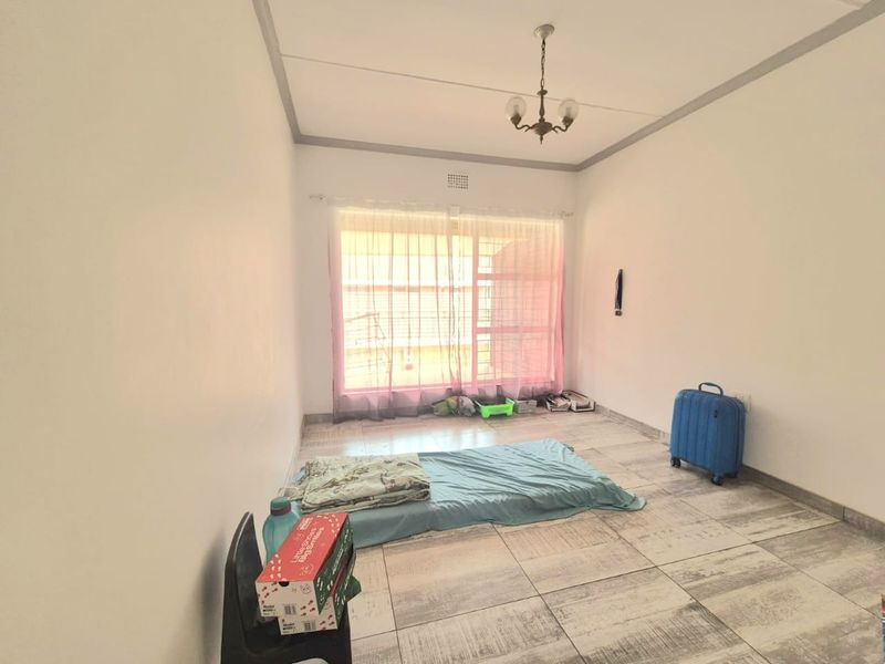 SPACIOUS 3 BEDROOM TOWNHOUSE TO RENT | THREE RIVERS PROPER - Photo 10