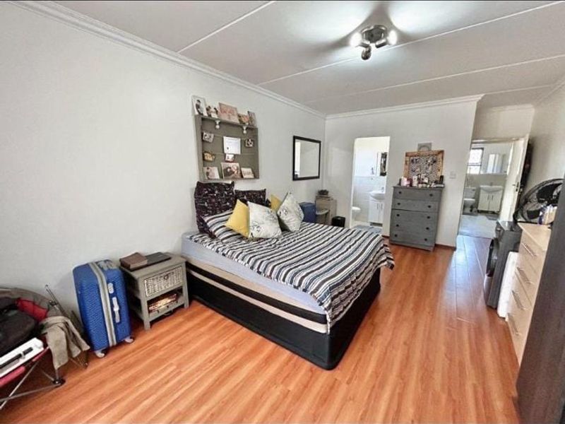 Apartment Block For Sale In Benoni - Photo 7