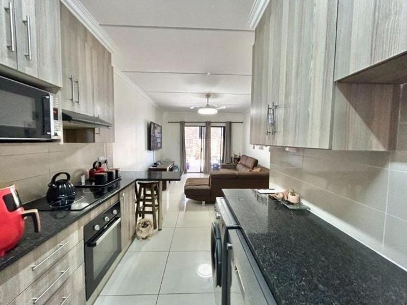 Apartment Block For Sale In Benoni - Photo 5