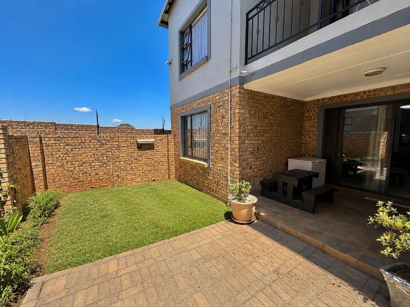 Apartment Block For Sale In Benoni - Photo 3