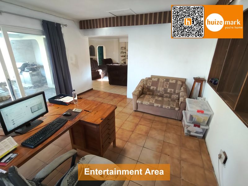 3 Bedroom Home with Flatlet in Caversham Glen - Photo 2