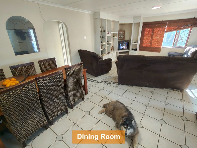3 Bedroom Home with Flatlet in Caversham Glen - Photo 8