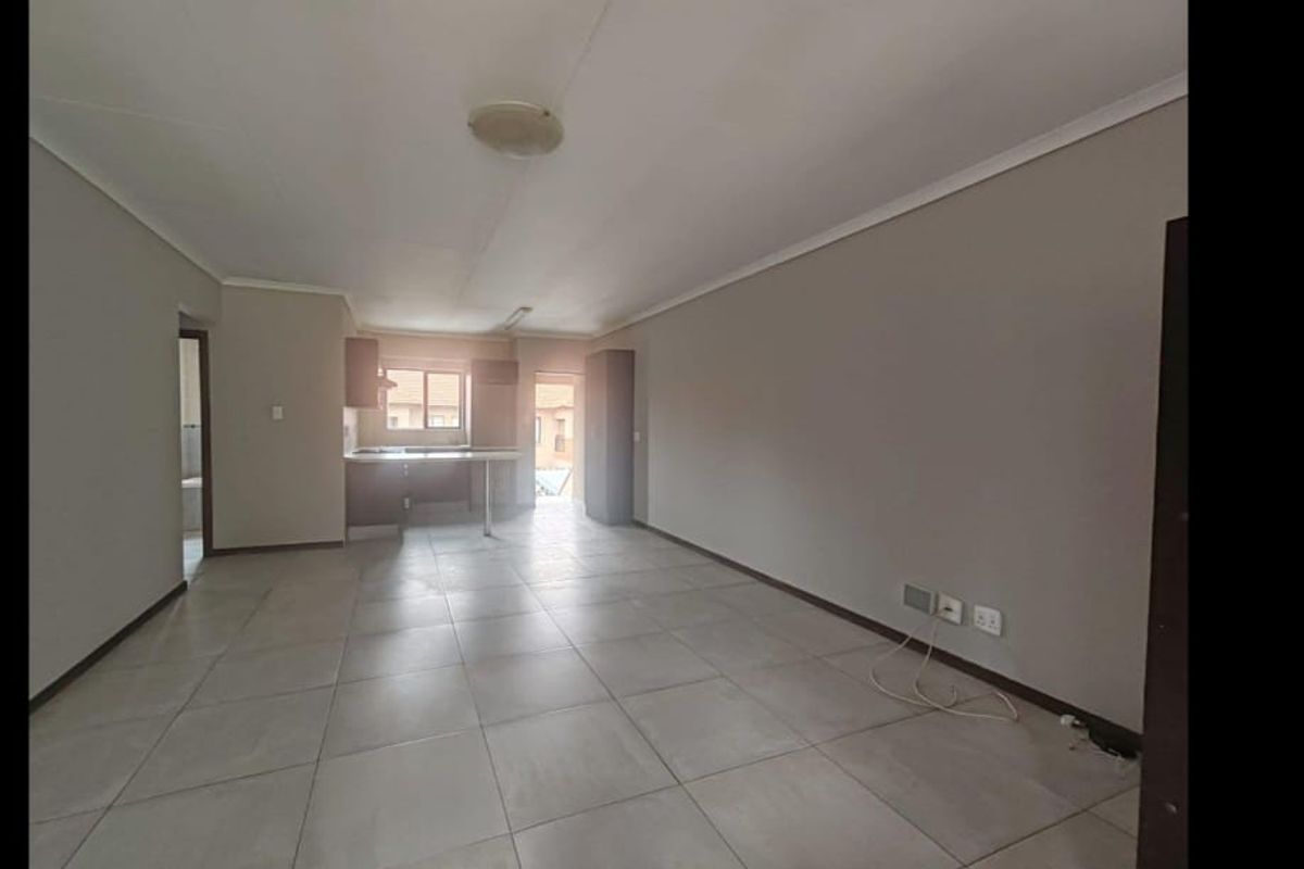 Ground Floor 2 Bedroom Townhouse to Rent in Dalview, Brakpan – Available 1 August 2026 Pet Friendly - Photo 5