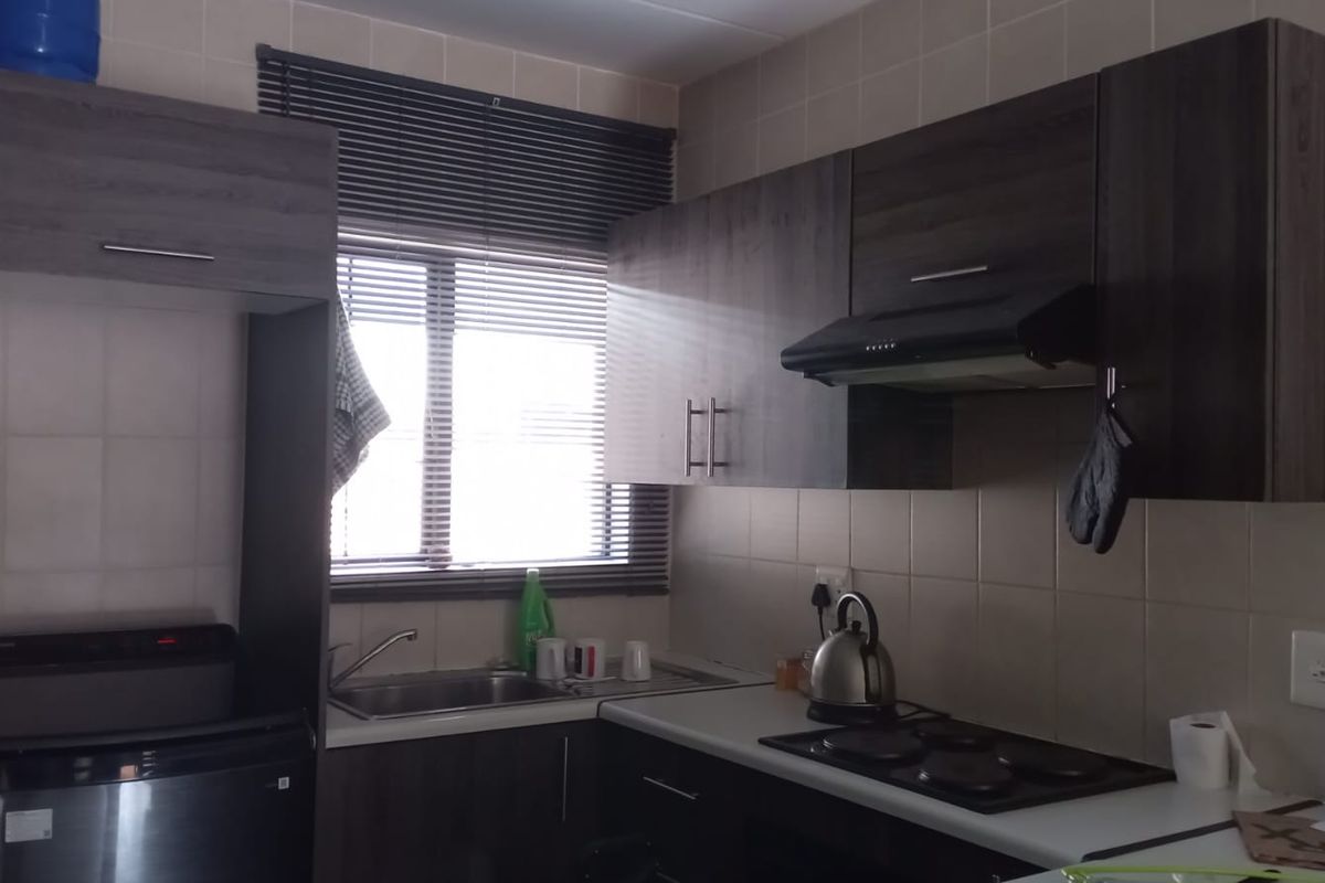 Ground Floor 2 Bedroom Townhouse to Rent in Dalview, Brakpan – Available 1 August 2026 Pet Friendly - Photo 2