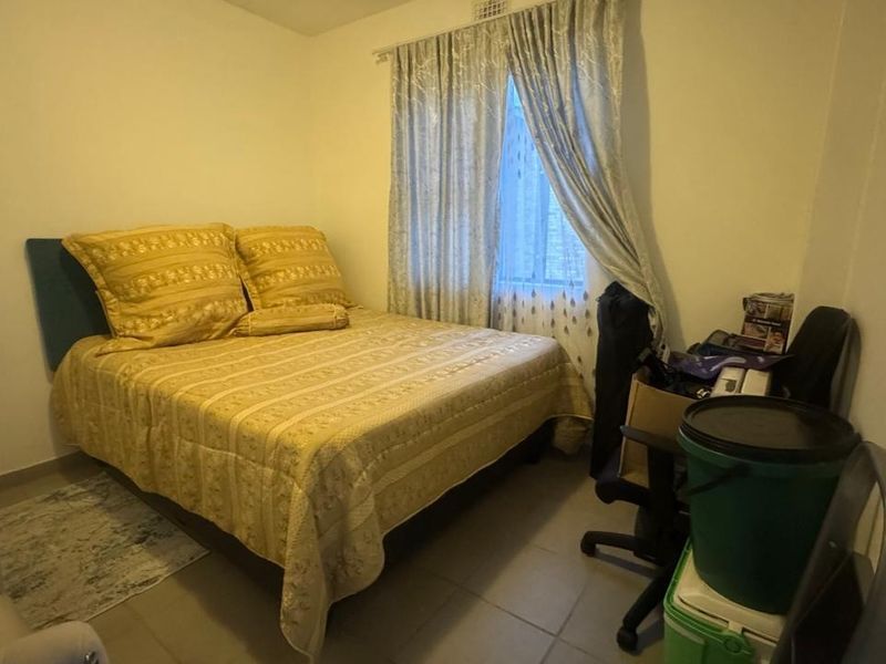 Neat, Cosy, well maintained, complex close to all schools - Photo 4