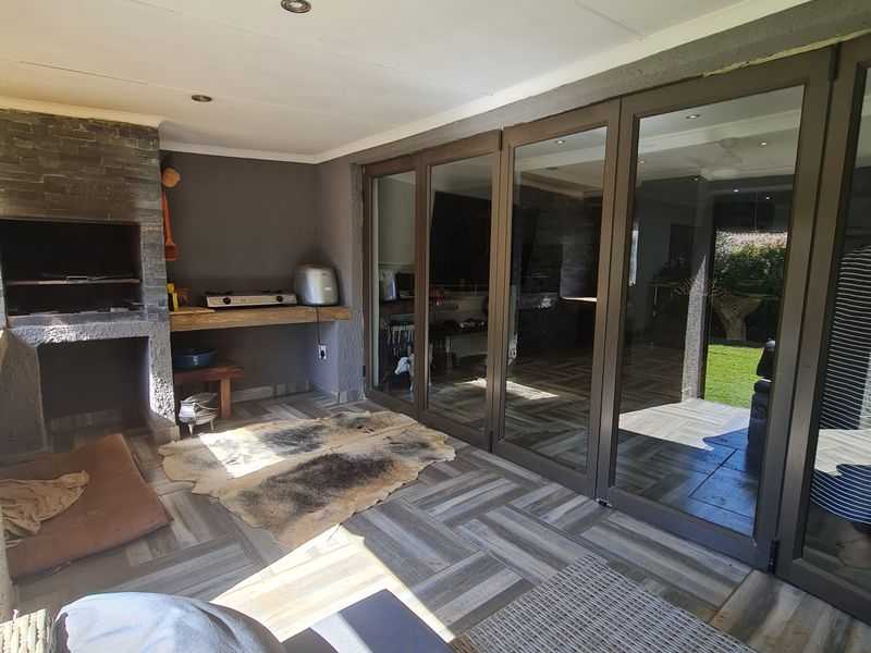 Modern, Spacious Family Home at an Unbeatable Price. - Photo 8