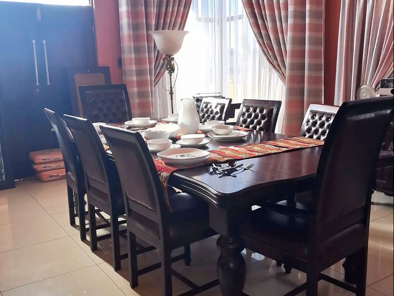 Luxury Family Living in Eligwa Estate, Three Rivers East. - Photo 5