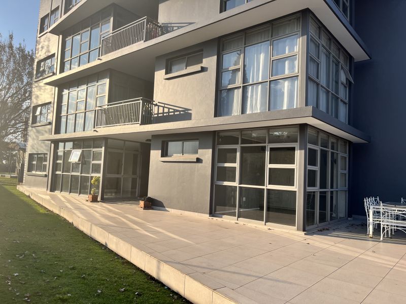 Executive 3-Bedroom Garden Apartment To Rent in Bedfordview - Photo 8